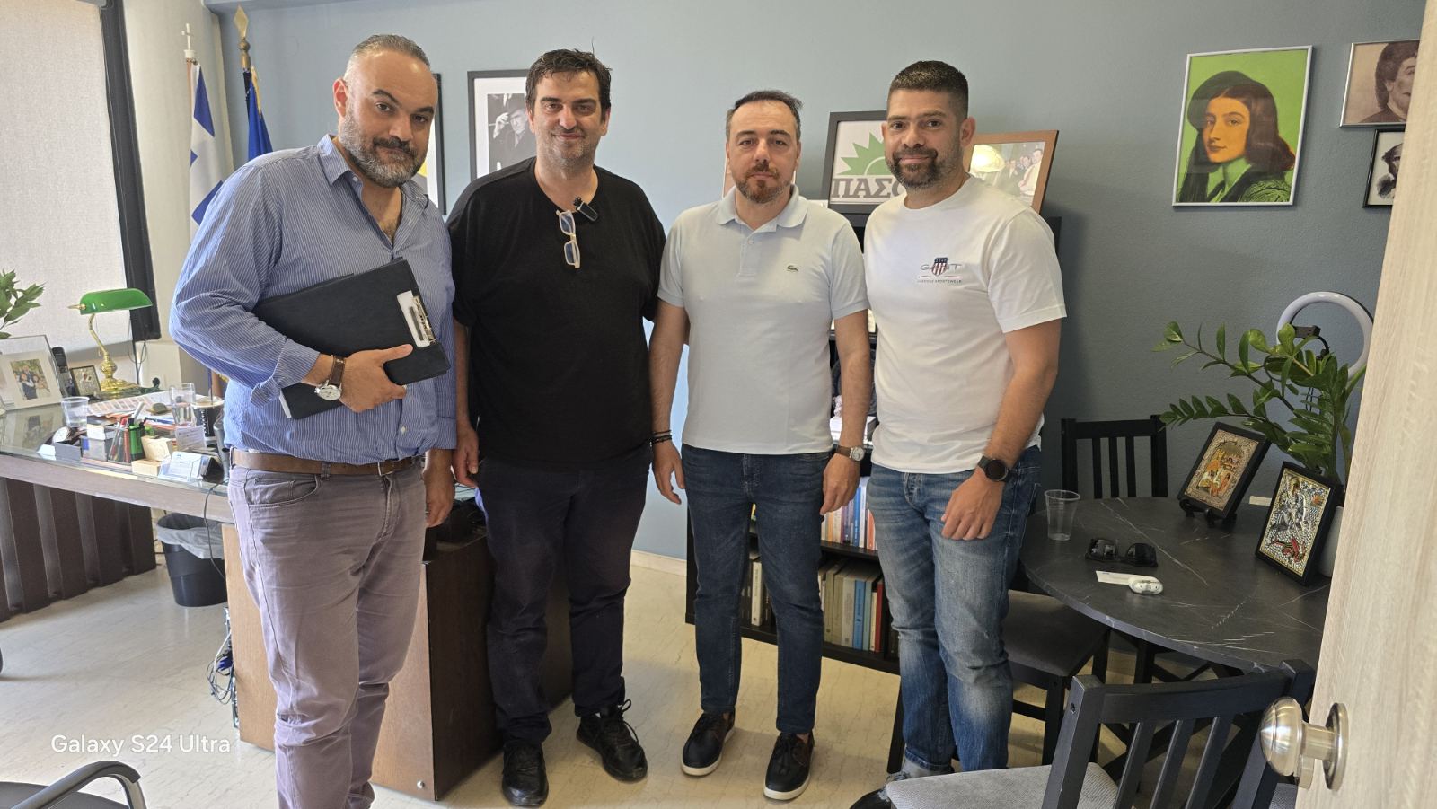 Συνάντηση του Δ.Σ. του  «Ανεξάρτητου Πανελλήνιου Συλλόγου Αποφοίτων ΤΕΙ» με τον Βουλευτή Ηράκλειου του «ΠΑΣΟΚ – Κίνημα Αλλαγής» κ. Φραγκίσκο Παρασύρη την Δευτέρα 02 Ιουνίου  2025