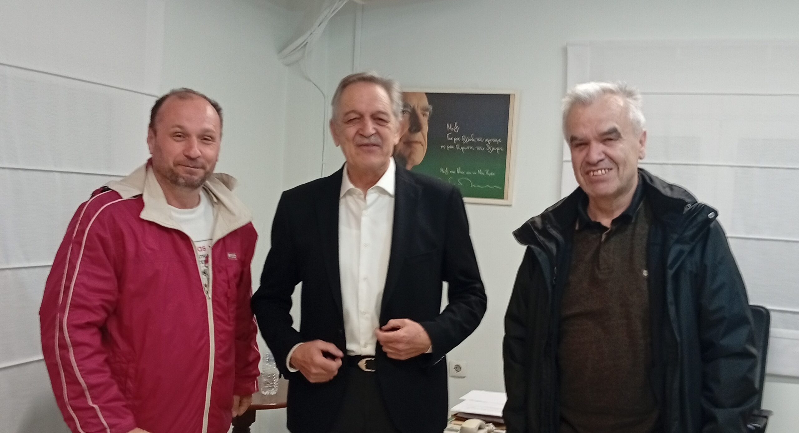 Συνάντηση του Τομεάρχη Δυτικής Μακεδονίας Δημήτριου Ρήγα και μελών του «Ανεξάρτητου Πανελλήνιου Συλλόγου Αποφοίτων ΤΕΙ» με τον Βουλευτή Κοζάνης του ΠΑΣΟΚ – Κινήματος Αλλαγής κ. Πάρι Κουκουλόπουλο, στο γραφείο του στην Κοζάνη